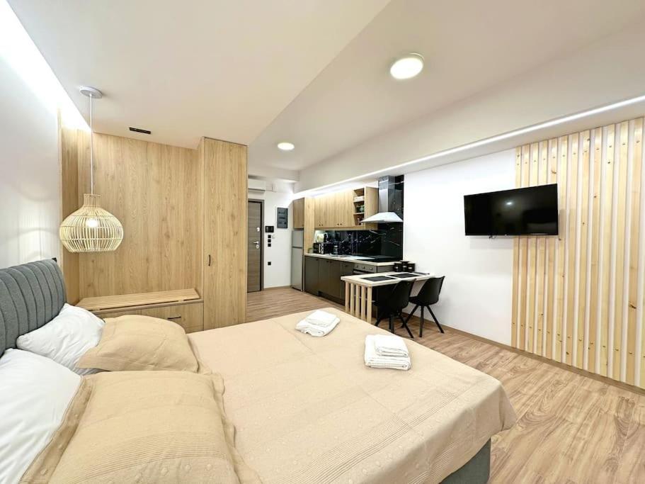 Oasis Luxury Apartments Eretria  Bagian luar foto