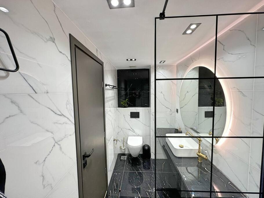 Oasis Luxury Apartments Eretria  Bagian luar foto