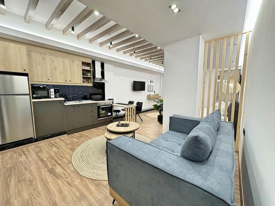 Oasis Luxury Apartments Eretria  Bagian luar foto